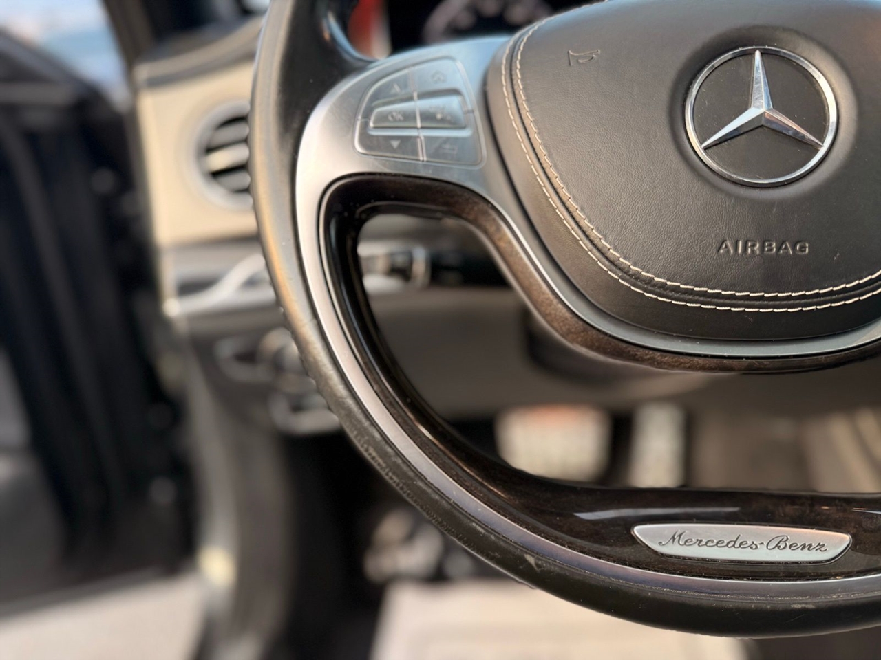 Mercedes-Benz S-Class 4dr Sdn Maybach S 600 RWD 2016