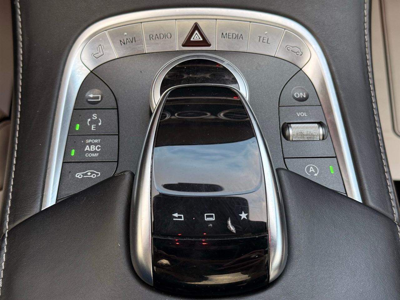 Mercedes-Benz S-Class 4dr Sdn Maybach S 600 RWD 2016