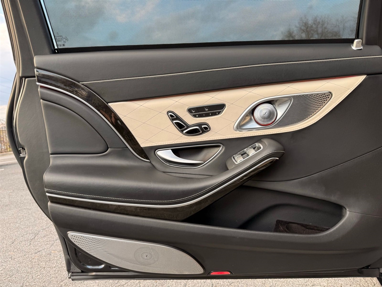 Mercedes-Benz S-Class 4dr Sdn Maybach S 600 RWD 2016