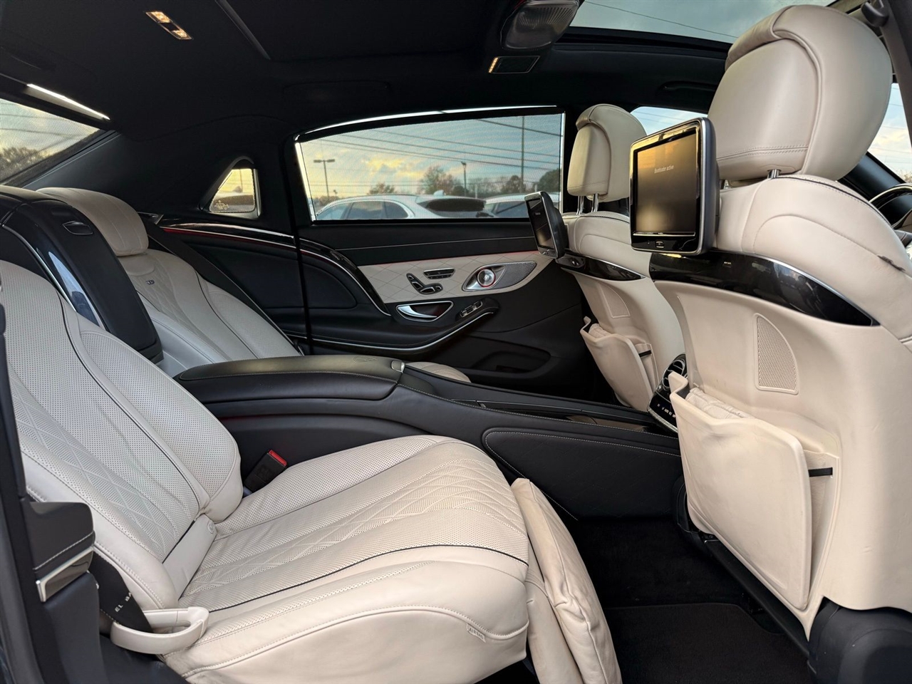 Mercedes-Benz S-Class 4dr Sdn Maybach S 600 RWD 2016