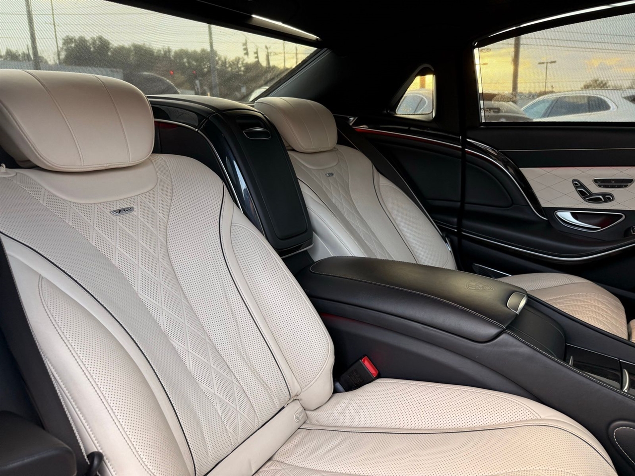 Mercedes-Benz S-Class 4dr Sdn Maybach S 600 RWD 2016