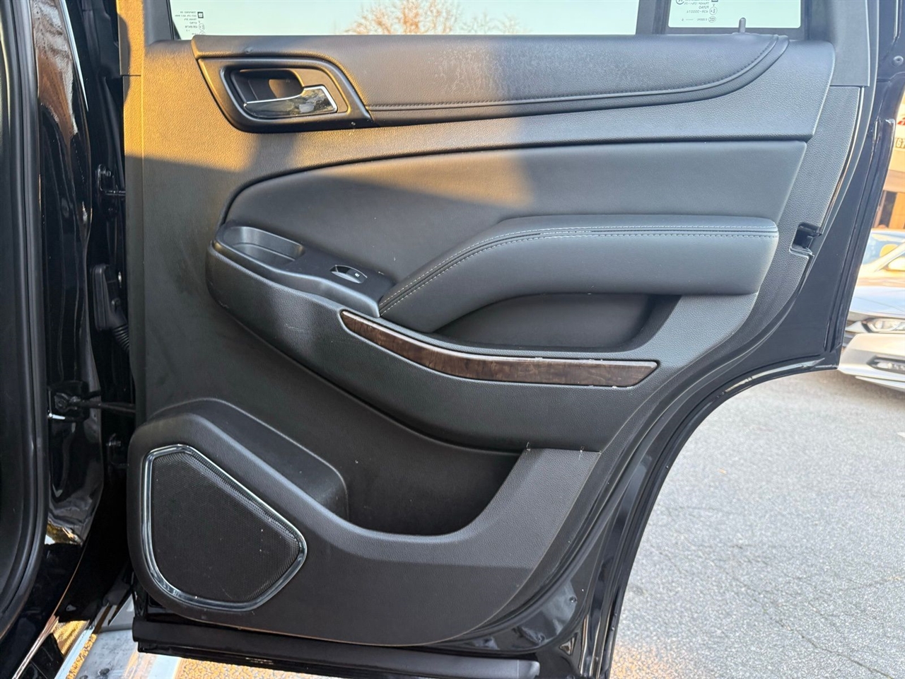 Chevrolet Tahoe 4WD 4dr LT 2016