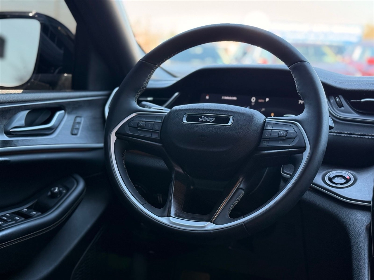 Jeep Grand Cherokee L Limited 4x2 2024