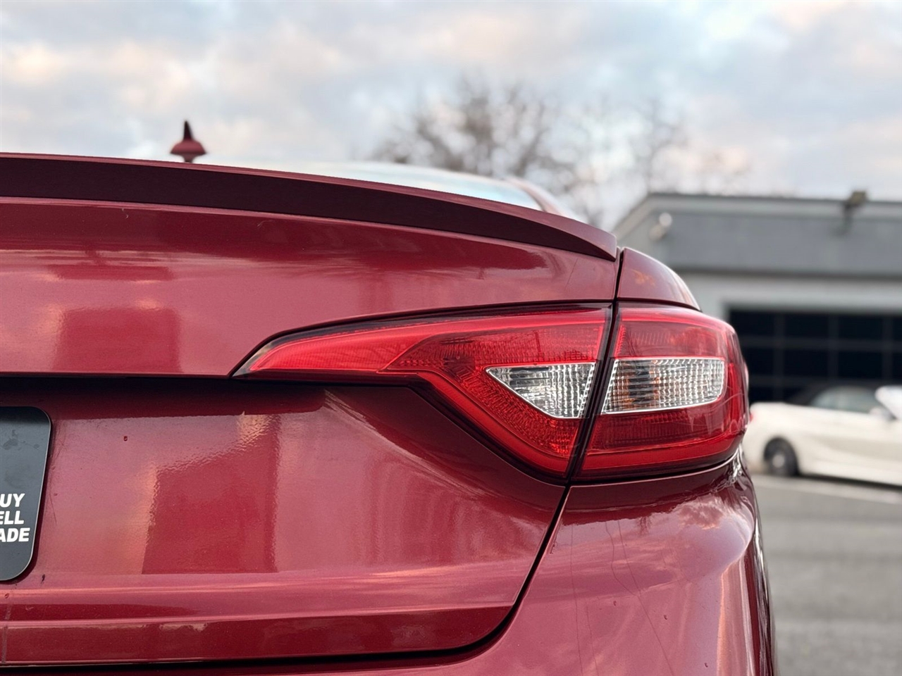 Hyundai Sonata 4dr Sdn 2.4L SE 2015