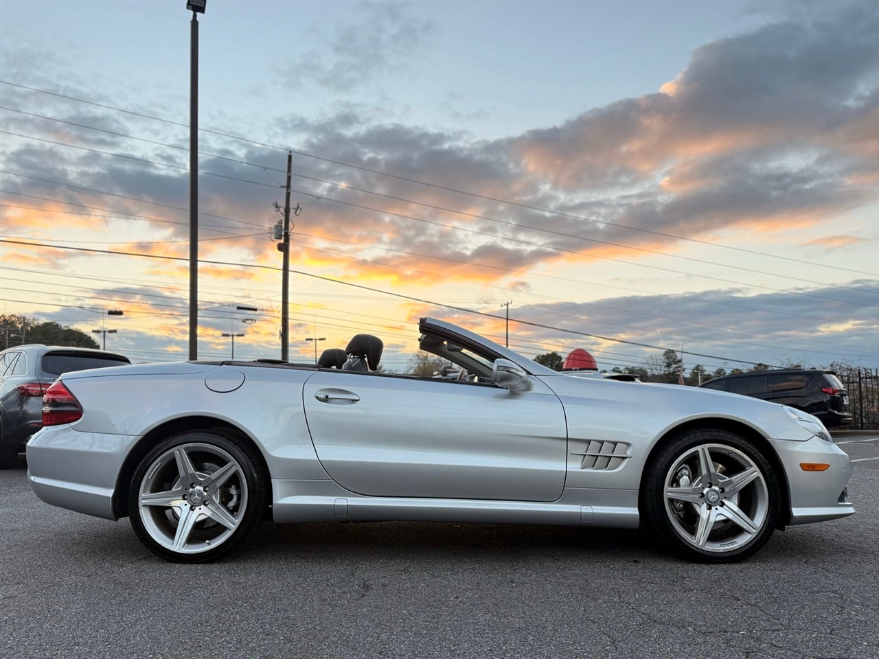 Mercedes-Benz SL-Class 2dr Roadster SL 550 2011