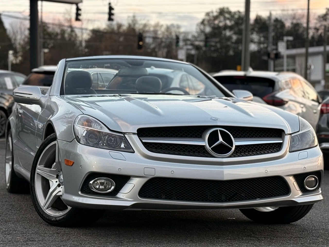 Mercedes-Benz SL-Class 2dr Roadster SL 550 2011