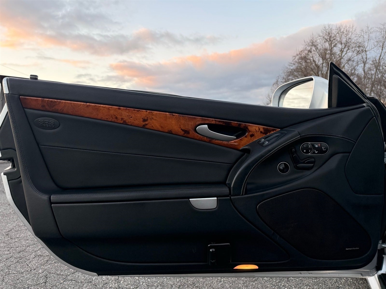 Mercedes-Benz SL-Class 2dr Roadster SL 550 2011