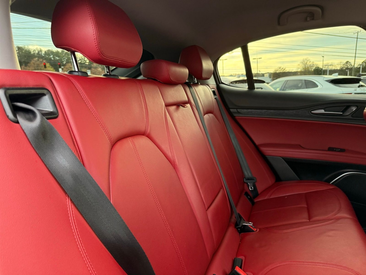 Alfa Romeo Stelvio RWD 2019