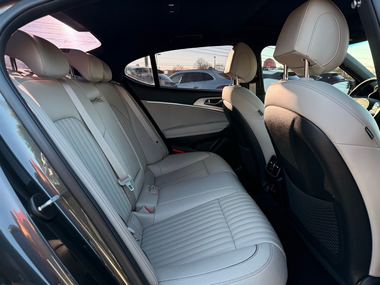 Genesis G70 2.0T AWD 2023