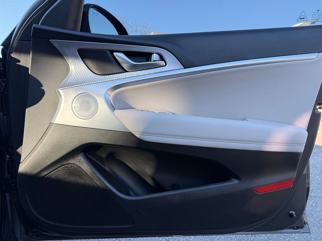 Genesis G70 2.0T AWD 2023