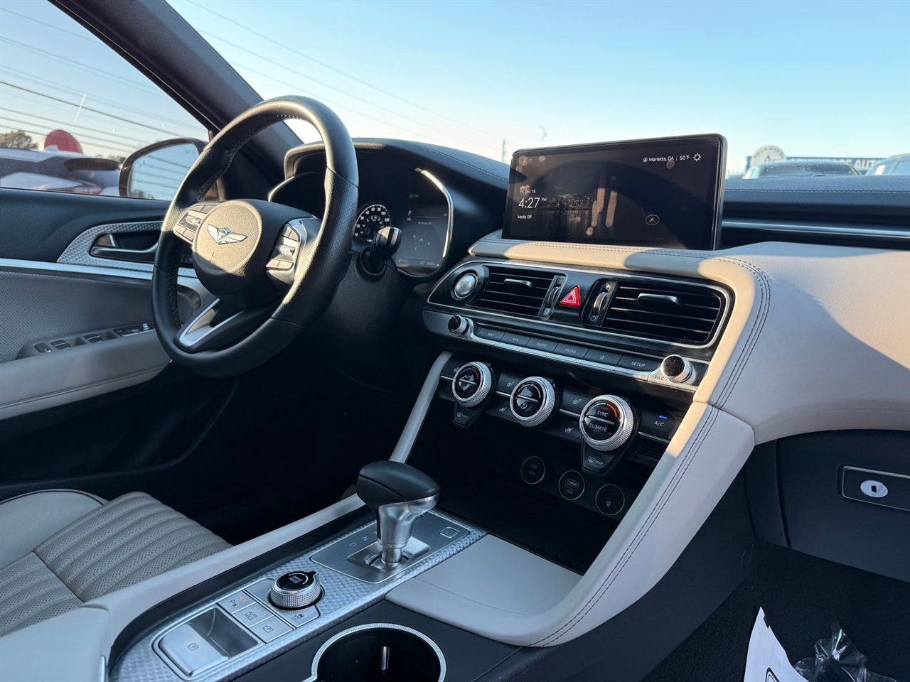 Genesis G70 2.0T AWD 2023