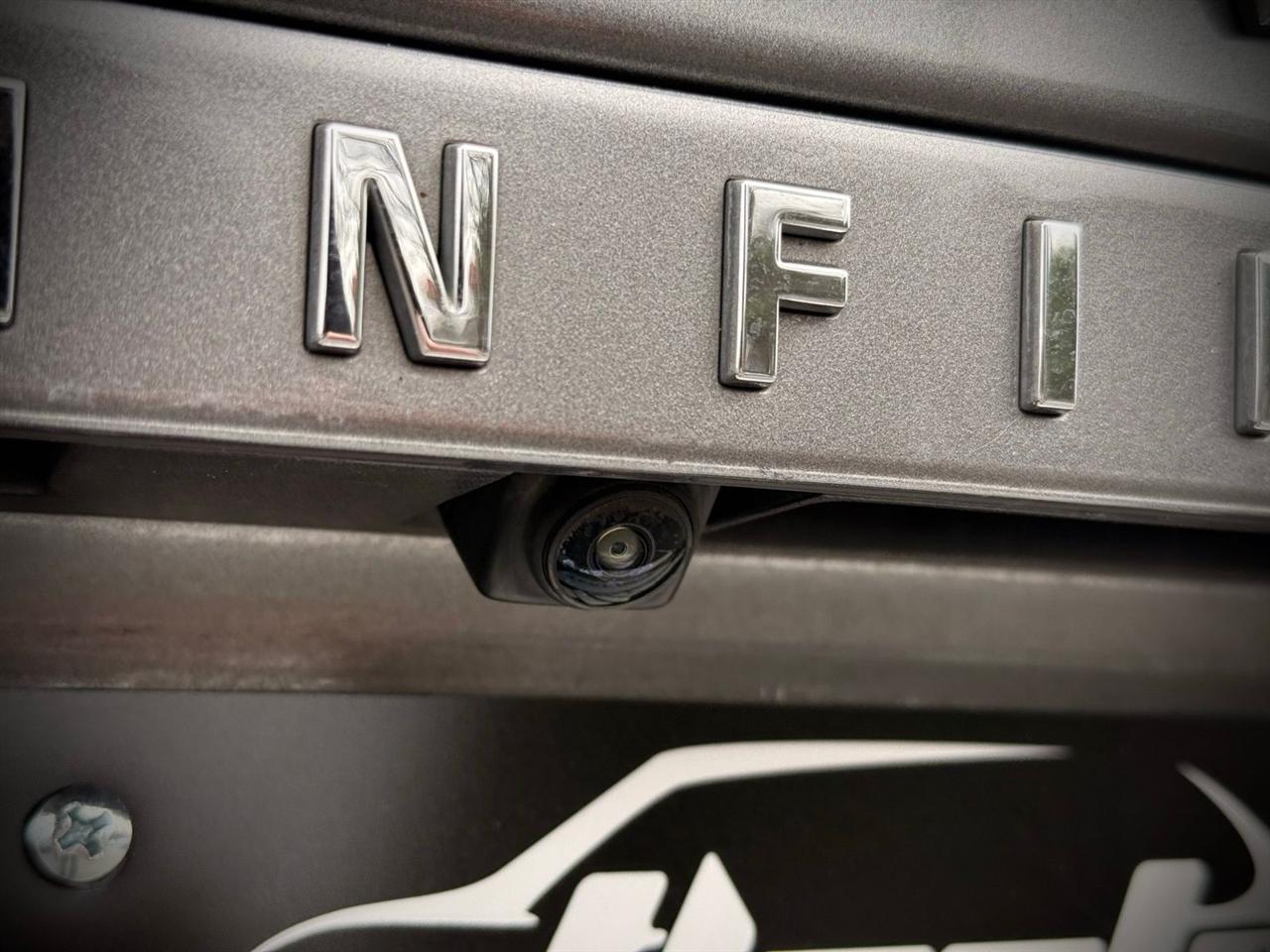 Infiniti QX30 Sport FWD 2018