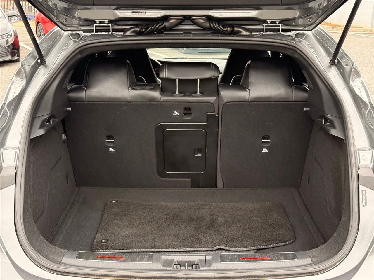 Infiniti QX30 Sport FWD 2018