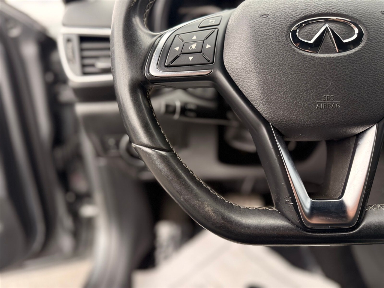 Infiniti QX30 Sport FWD 2018