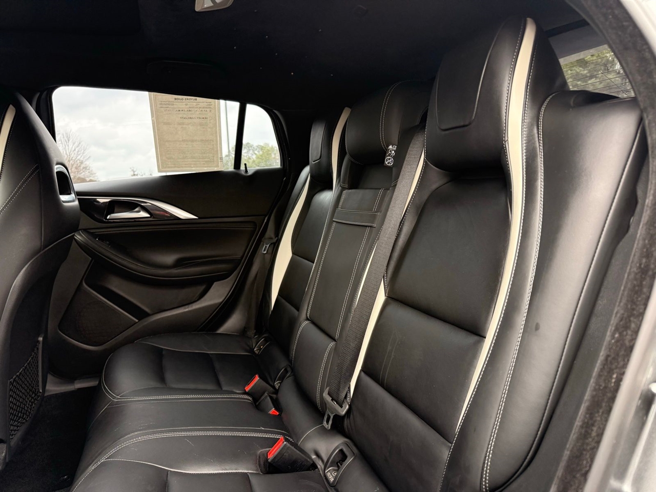 Infiniti QX30 Sport FWD 2018