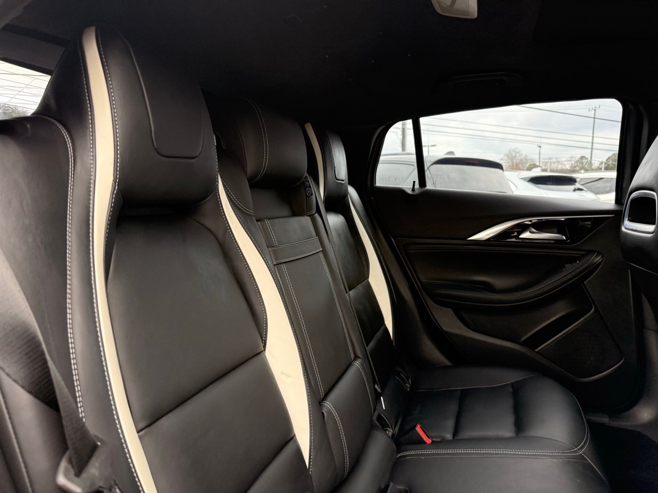 Infiniti QX30 Sport FWD 2018