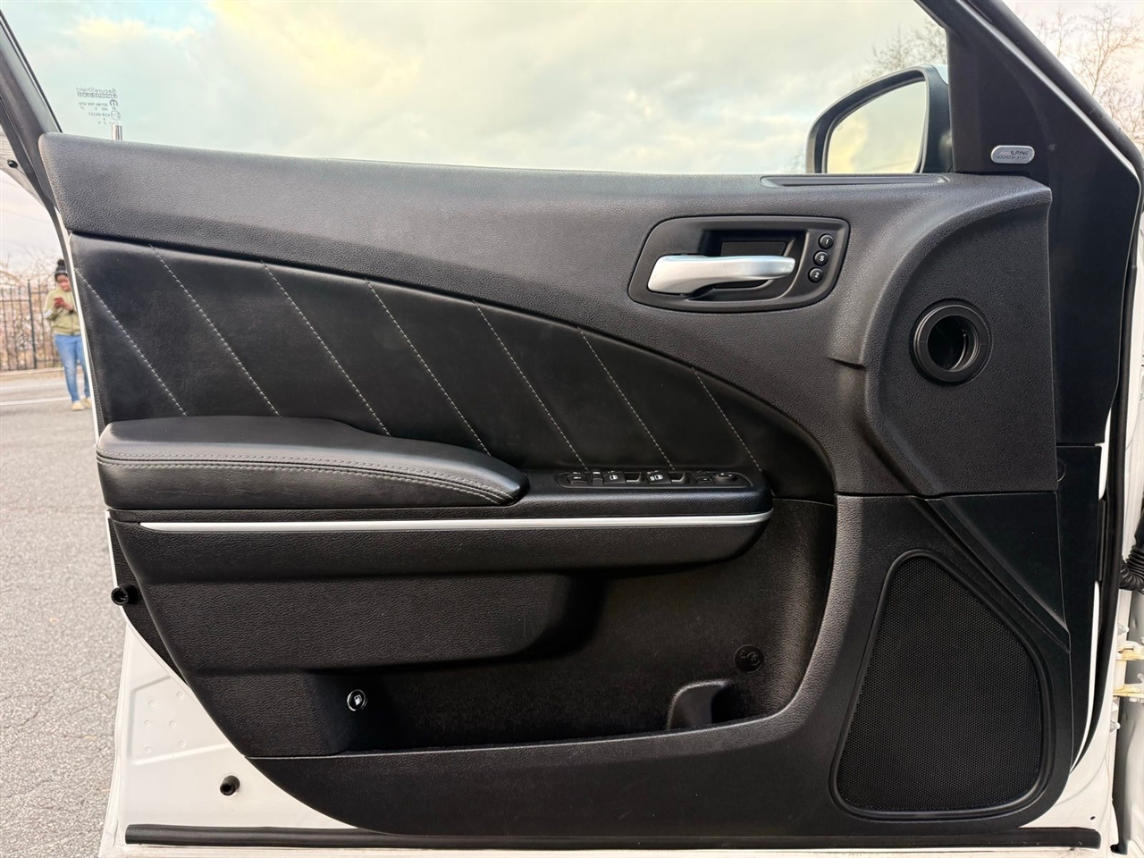 Dodge Charger 4dr Sdn RT RWD 2015