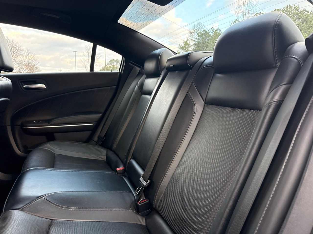 Dodge Charger 4dr Sdn RT RWD 2015