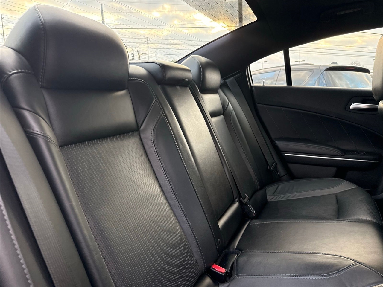 Dodge Charger 4dr Sdn RT RWD 2015