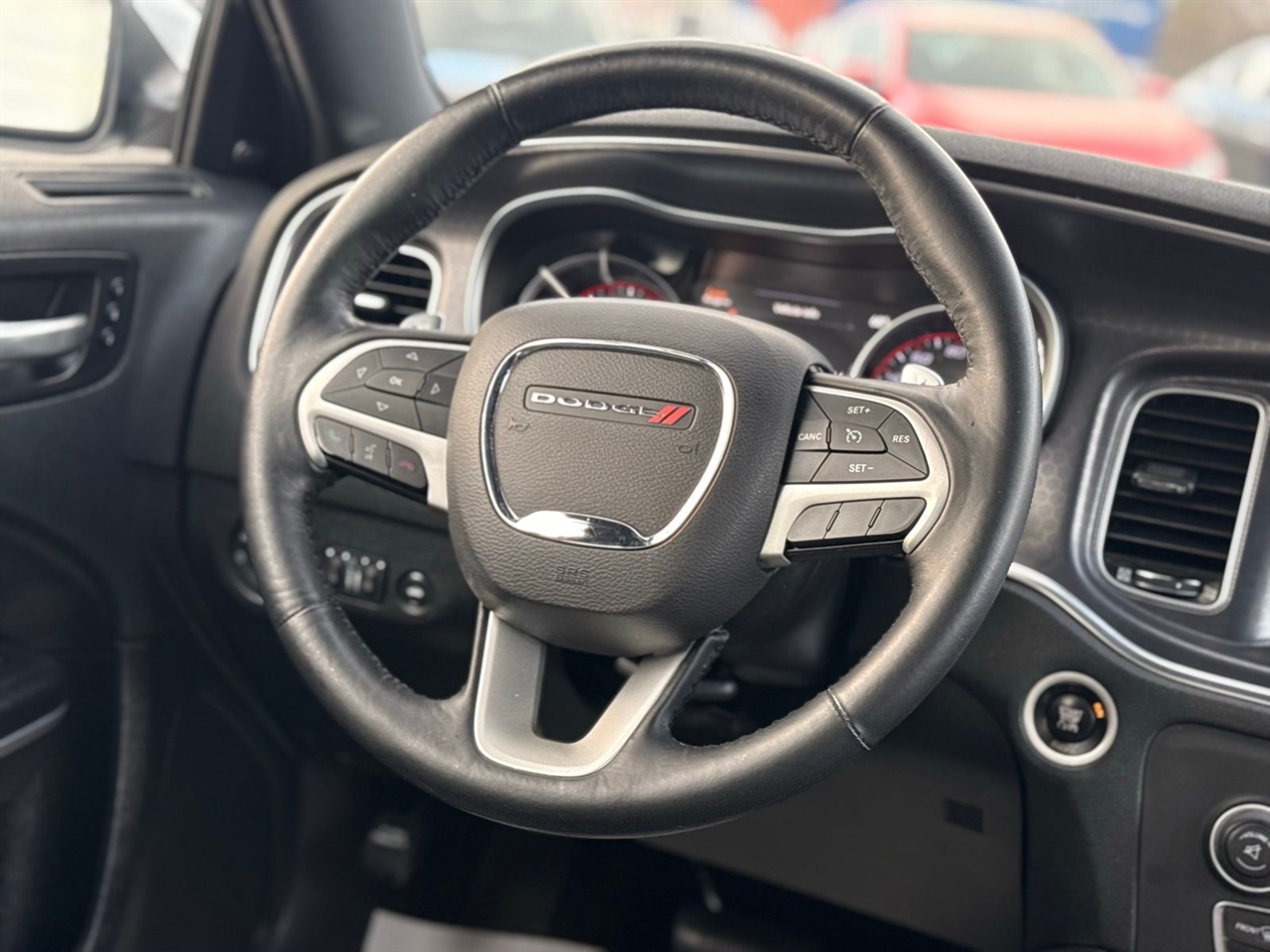 Dodge Charger 4dr Sdn RT RWD 2015