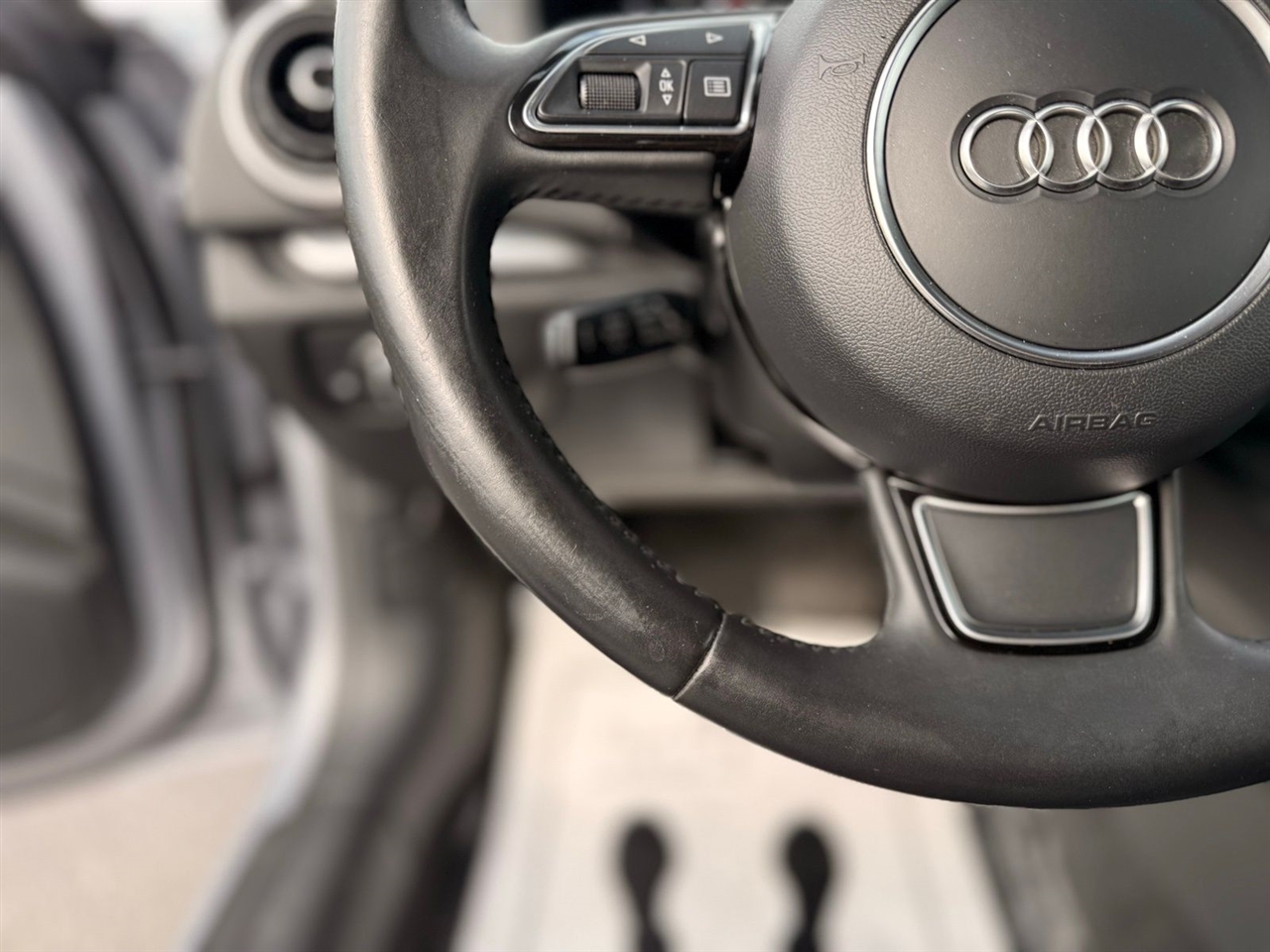 Audi A3 2dr Cabriolet quattro 2.0T Premium Plus 2015