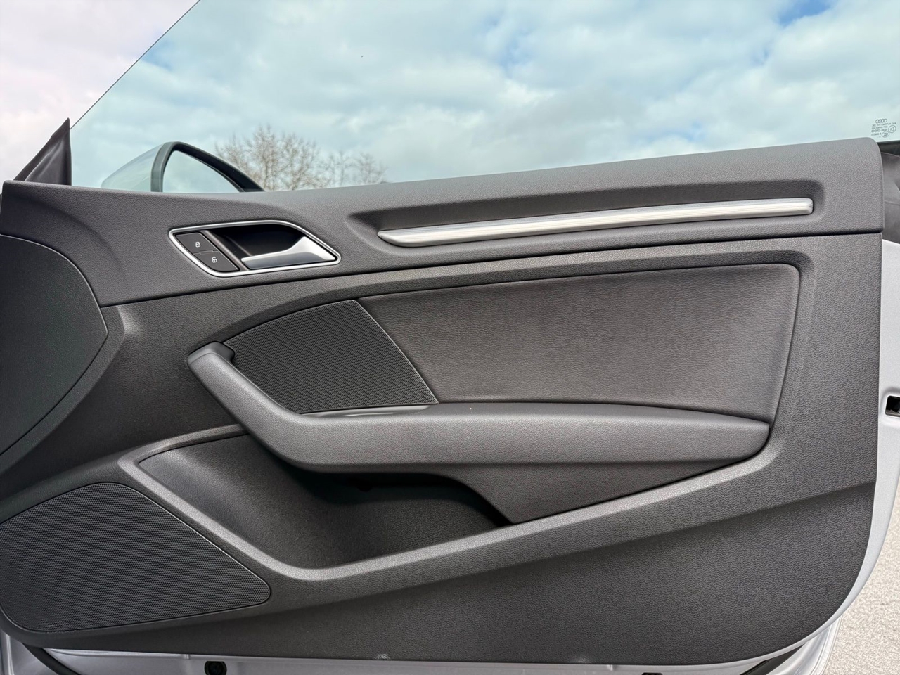 Audi A3 2dr Cabriolet quattro 2.0T Premium Plus 2015