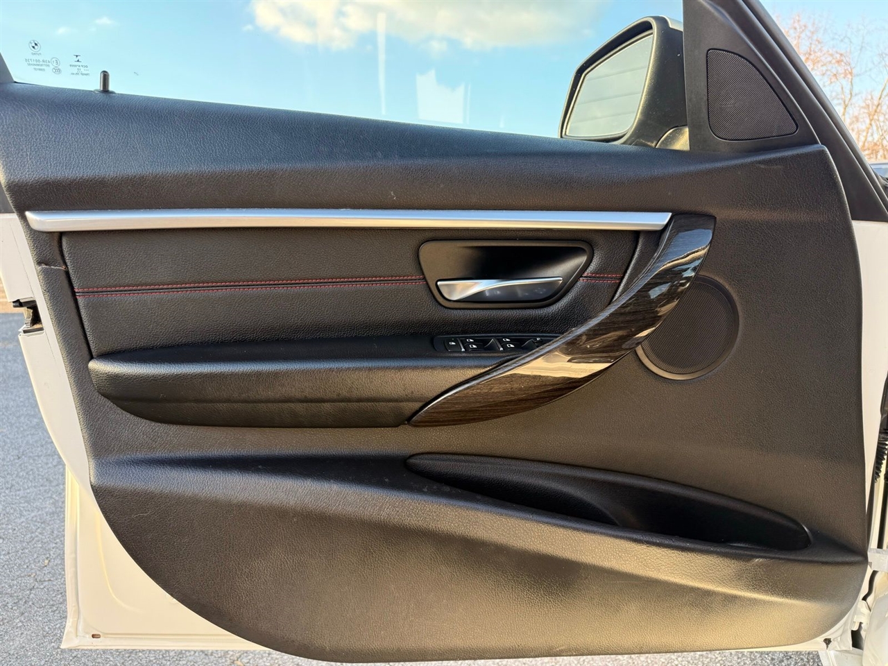 BMW 3 Series 4dr Sdn 328i xDrive AWD SULEV South Africa 2016