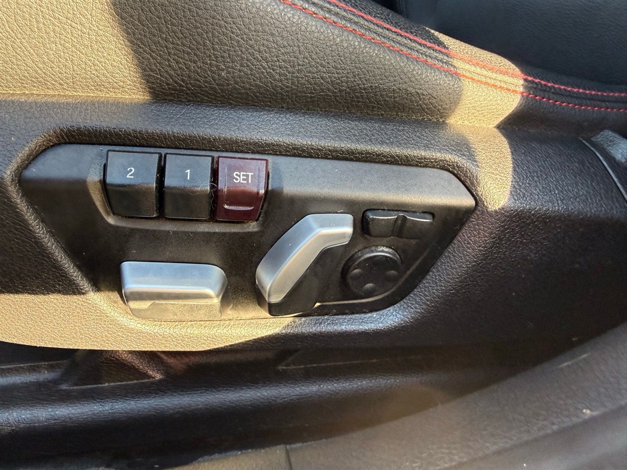 BMW 3 Series 4dr Sdn 328i xDrive AWD SULEV South Africa 2016