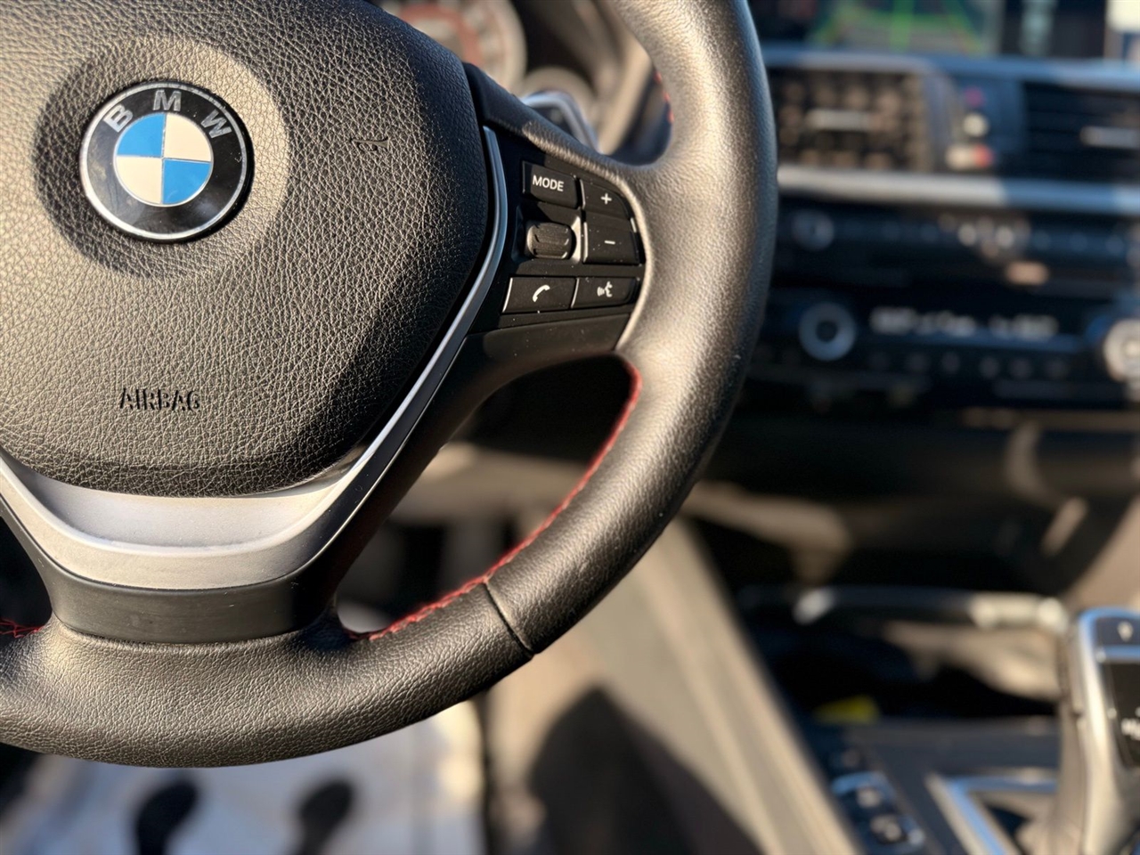 BMW 3 Series 4dr Sdn 328i xDrive AWD SULEV South Africa 2016