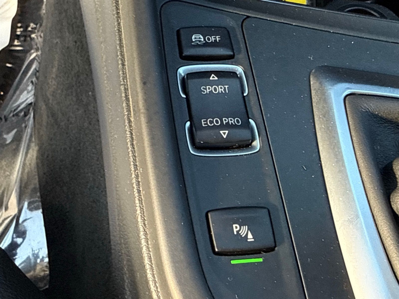 BMW 3 Series 4dr Sdn 328i xDrive AWD SULEV South Africa 2016