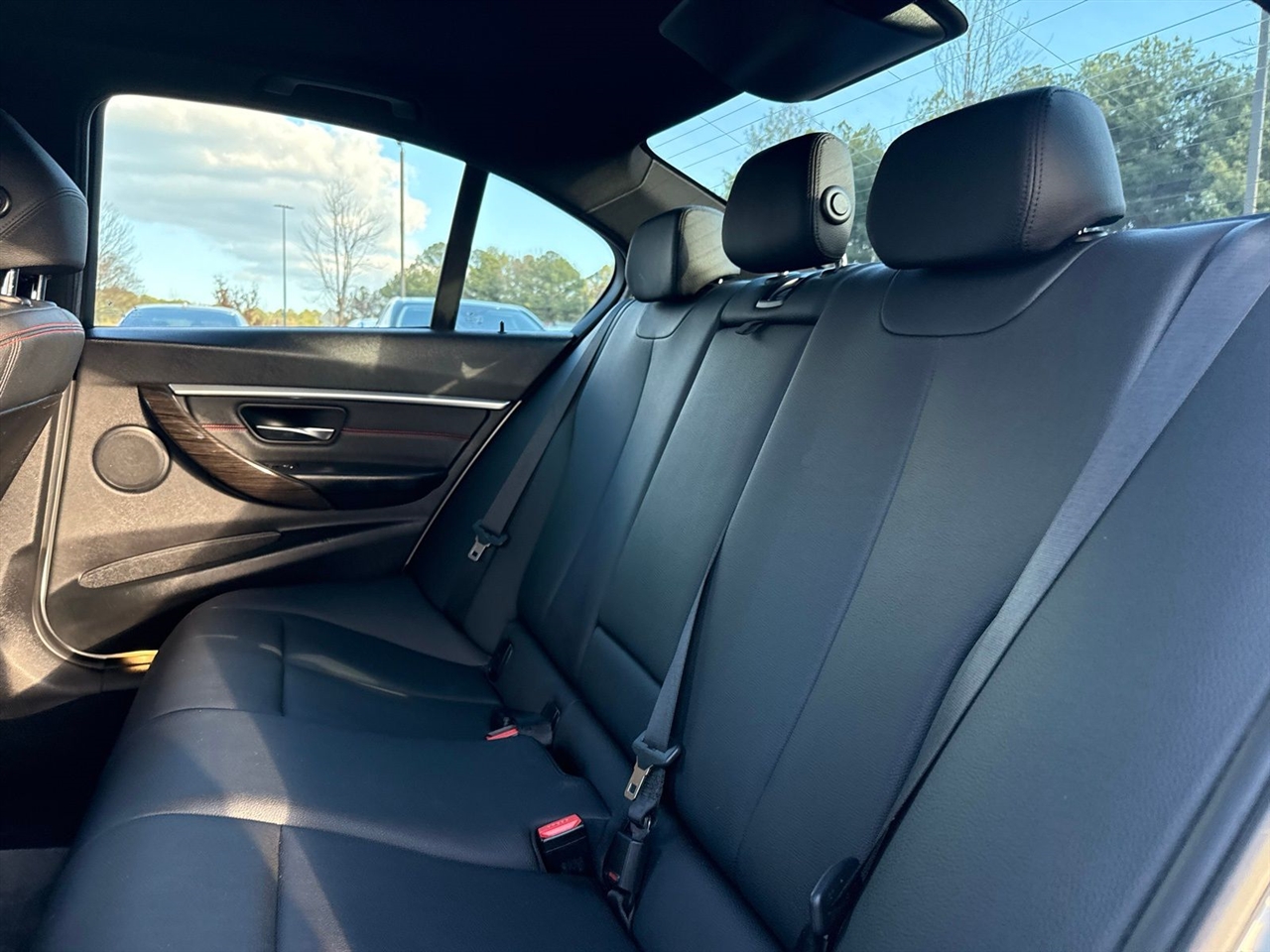 BMW 3 Series 4dr Sdn 328i xDrive AWD SULEV South Africa 2016