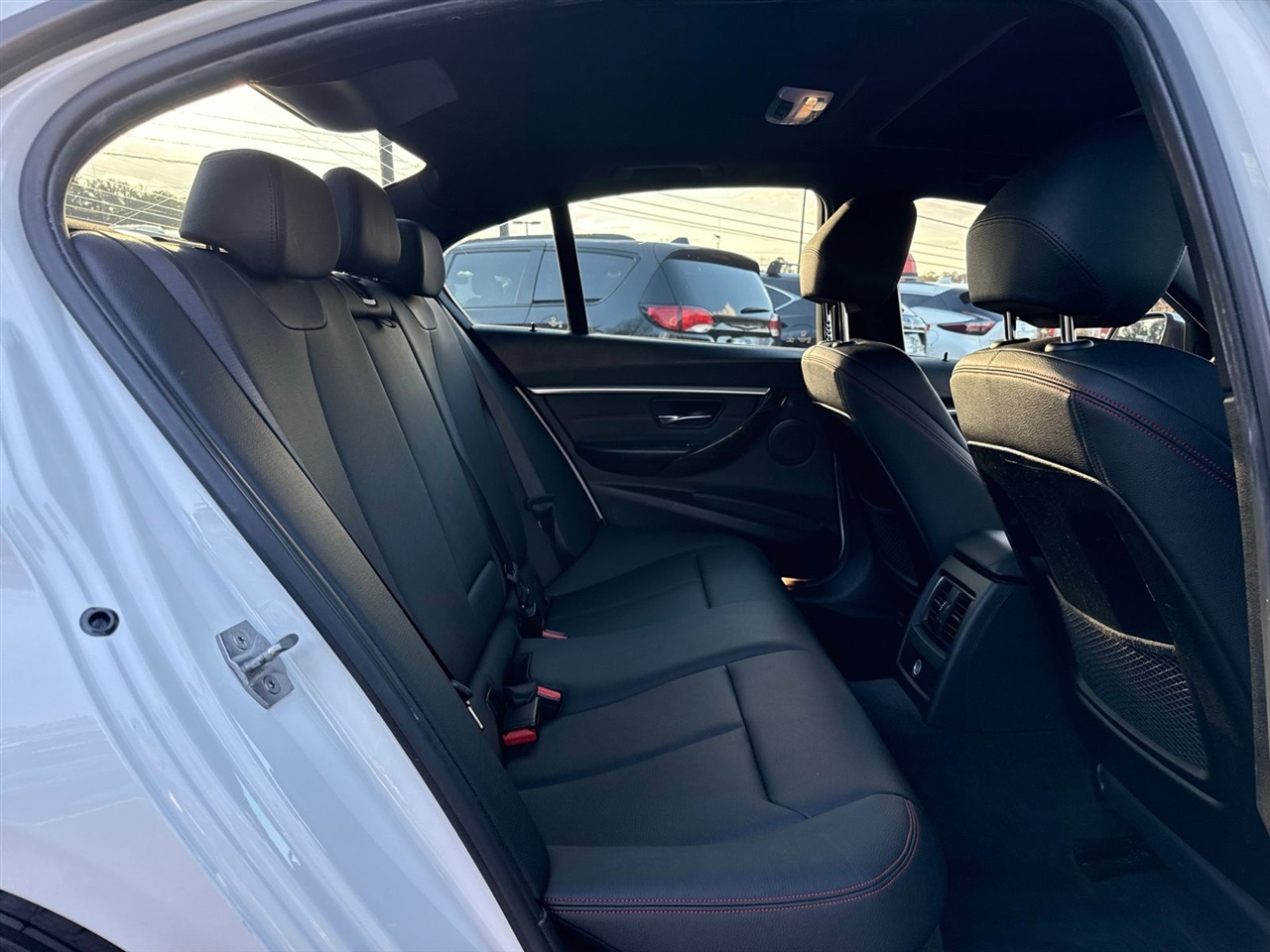 BMW 3 Series 4dr Sdn 328i xDrive AWD SULEV South Africa 2016