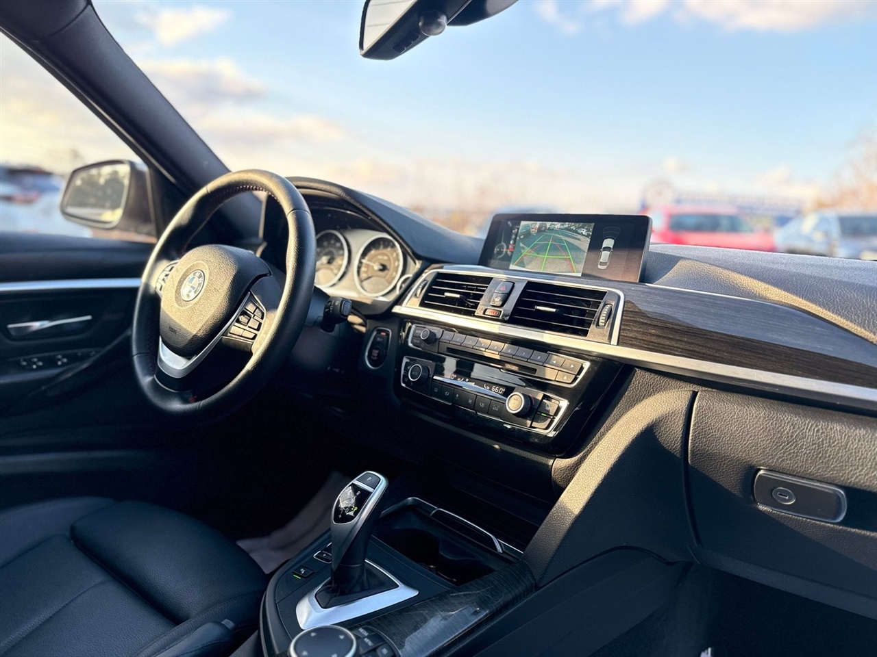 BMW 3 Series 4dr Sdn 328i xDrive AWD SULEV South Africa 2016