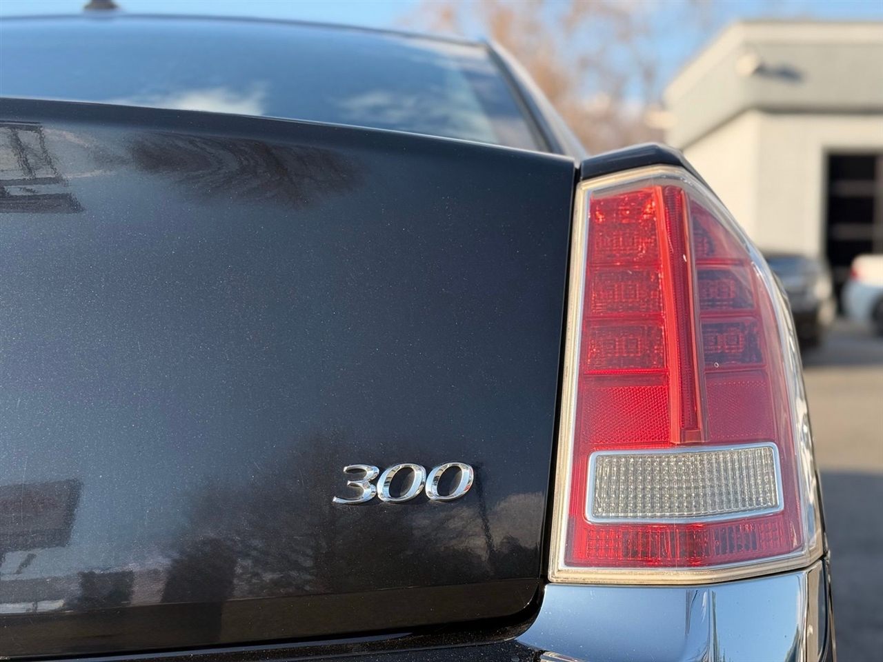 Chrysler 300 4dr Sdn RWD 2014