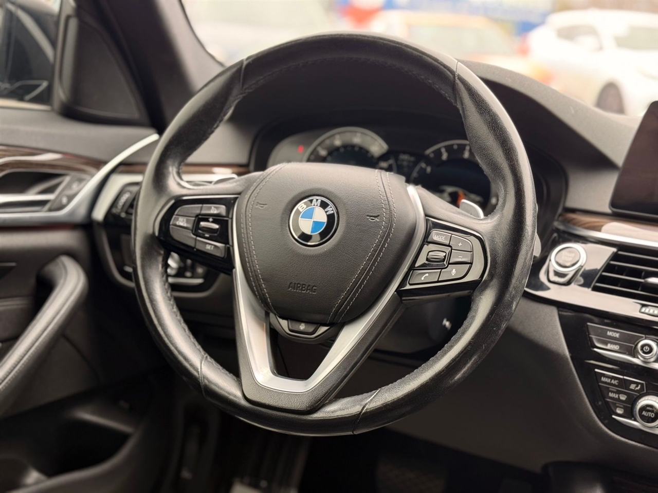 BMW 5 Series 530i xDrive Sedan 2019
