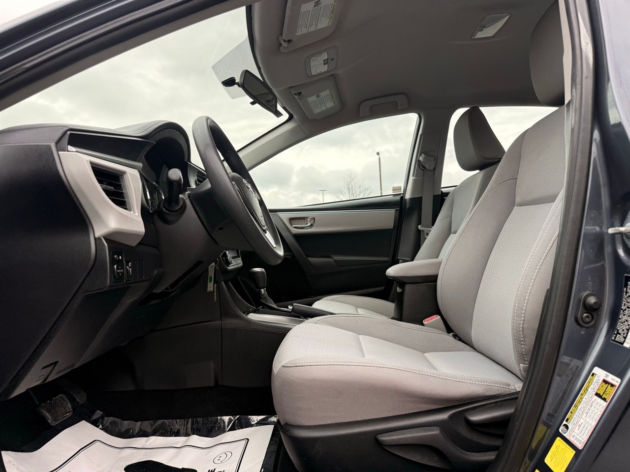 Toyota Corolla 4dr Sdn CVT S w/Special Edition Pkg (Natl) 2016