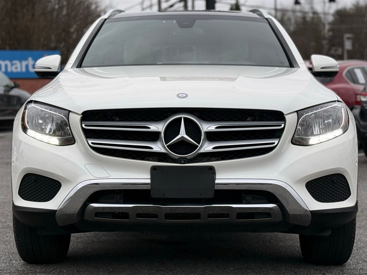 Mercedes-Benz GLC GLC 300 4MATIC SUV 2017