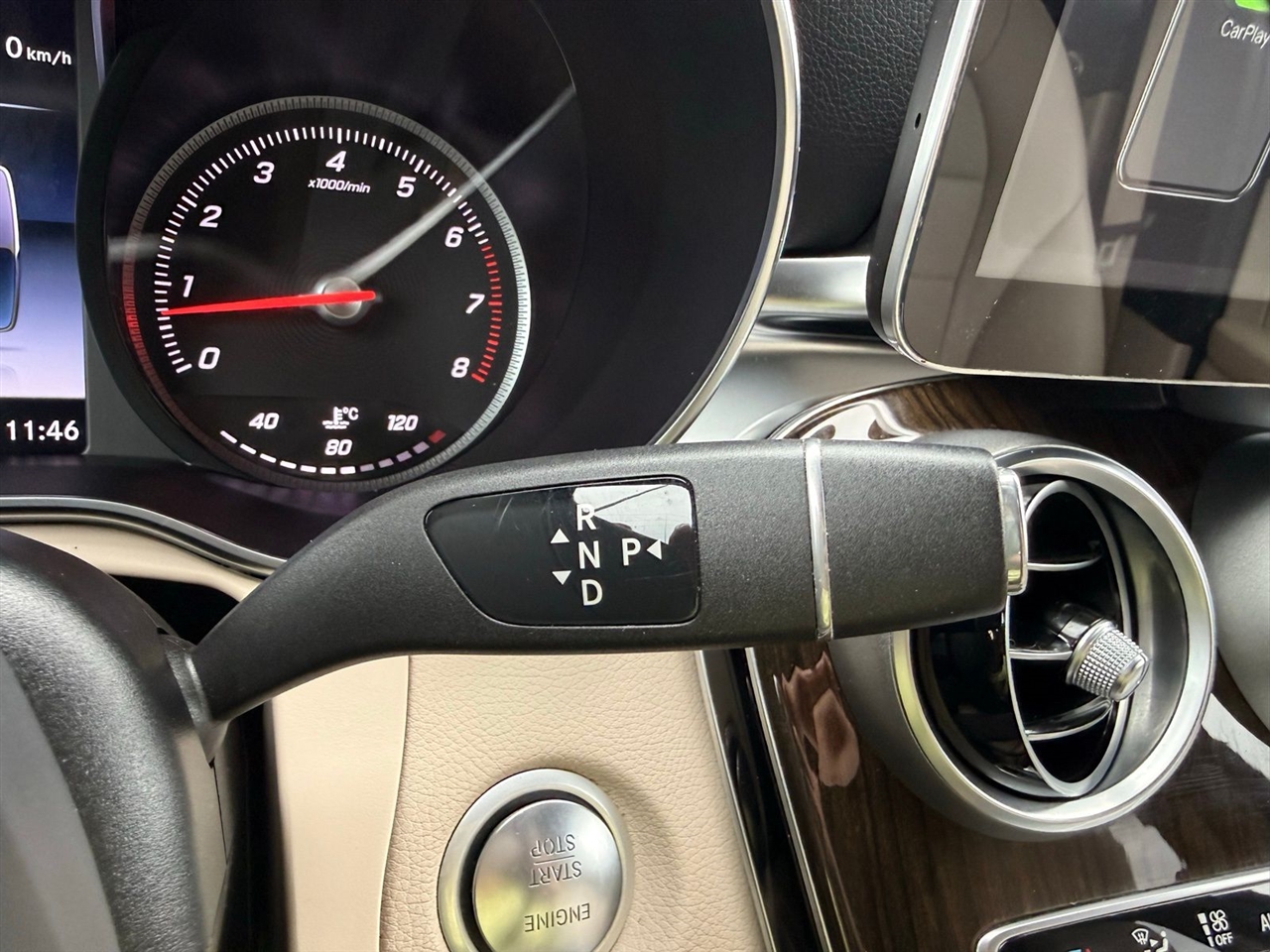 Mercedes-Benz GLC GLC 300 4MATIC SUV 2017