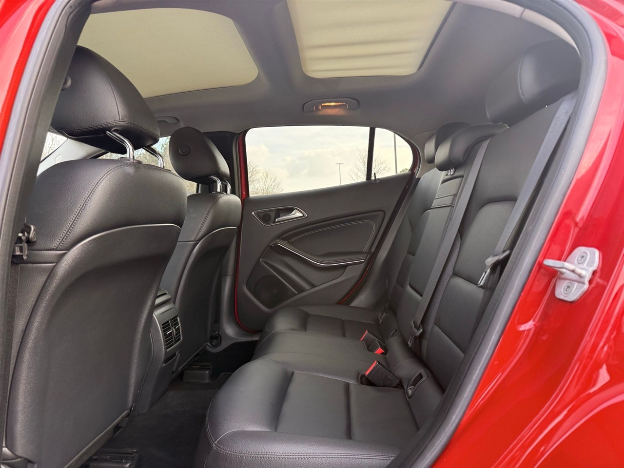 Mercedes-Benz GLA-Class 4MATIC 4dr GLA 250 2015