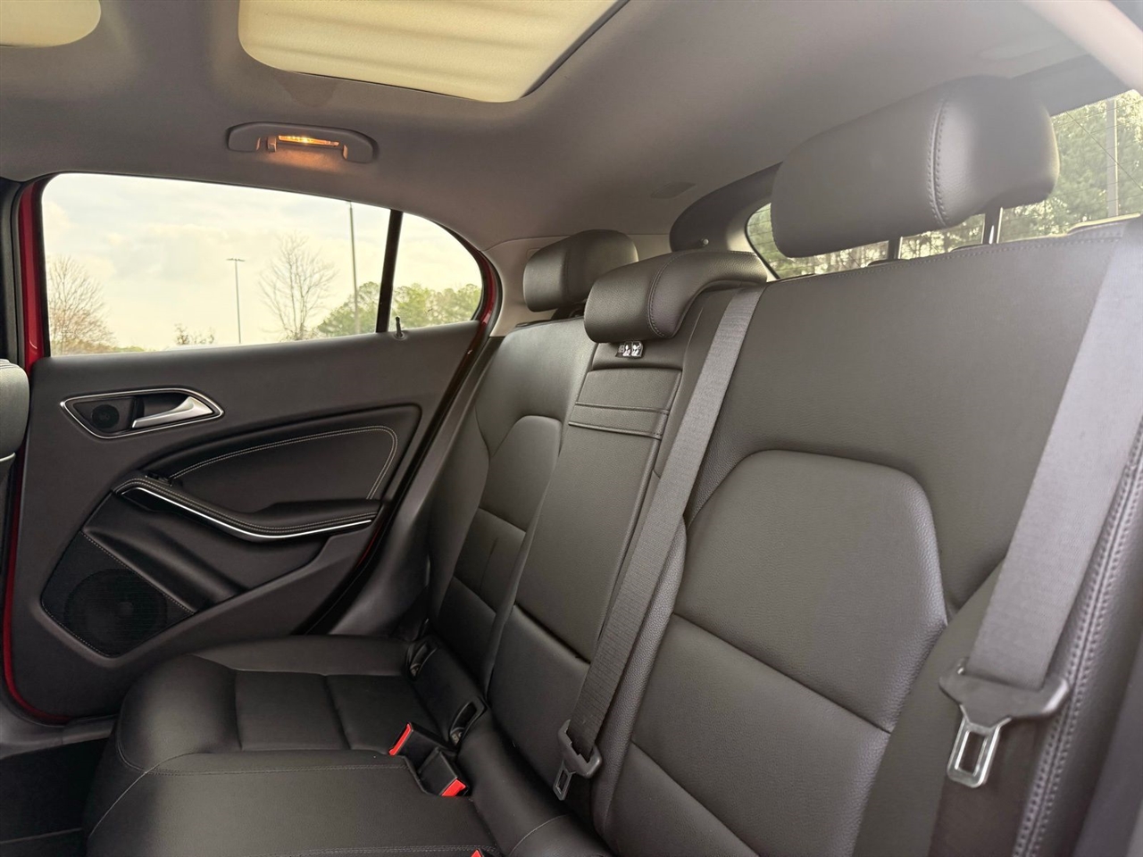 Mercedes-Benz GLA-Class 4MATIC 4dr GLA 250 2015