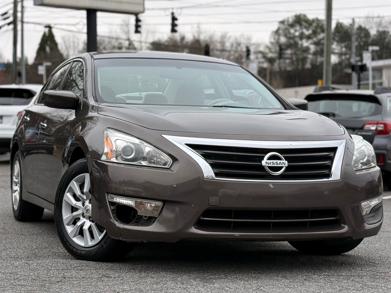 Nissan Altima 4dr Sdn I4 2.5 S 2013