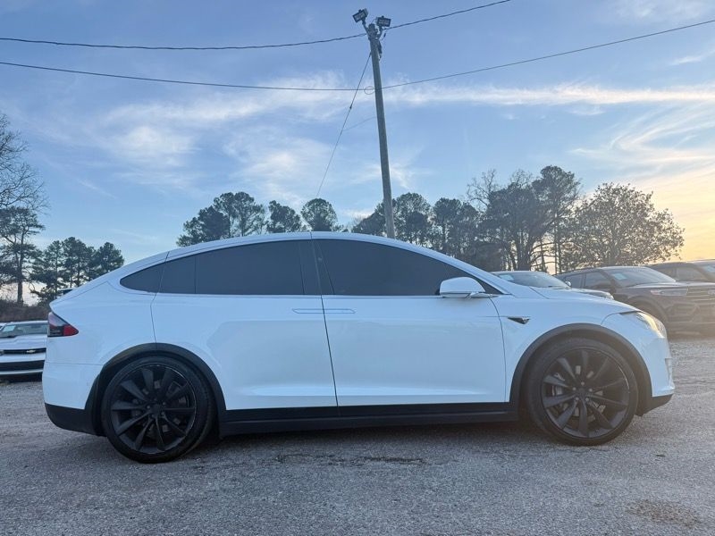 Tesla Model X  2018