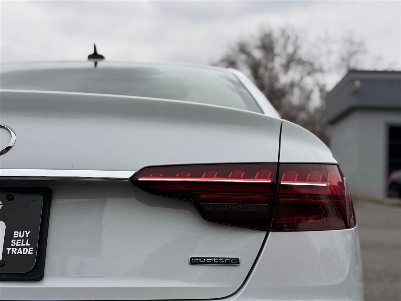 Audi A4 Sedan Premium 40 TFSI quattro 2021