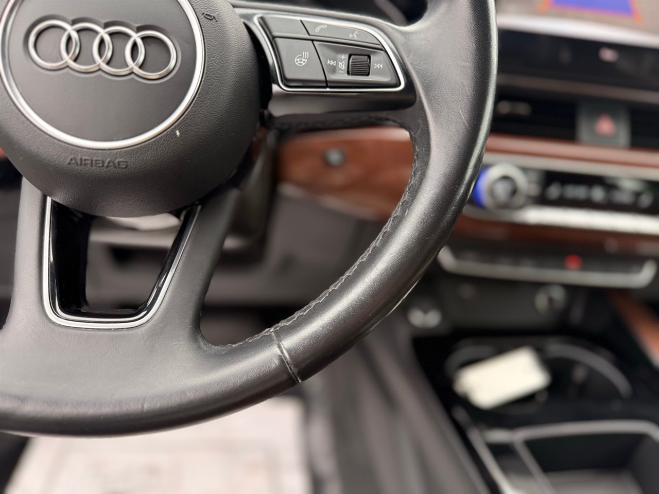 Audi A4 Sedan Premium 40 TFSI quattro 2021