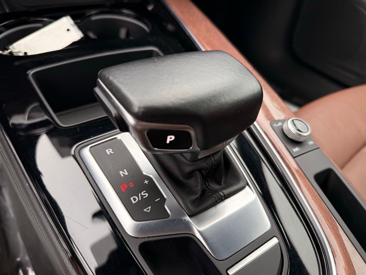 Audi A4 Sedan Premium 40 TFSI quattro 2021