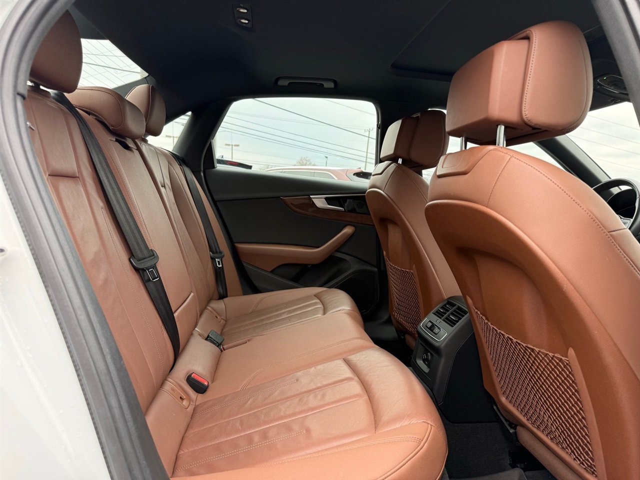 Audi A4 Sedan Premium 40 TFSI quattro 2021