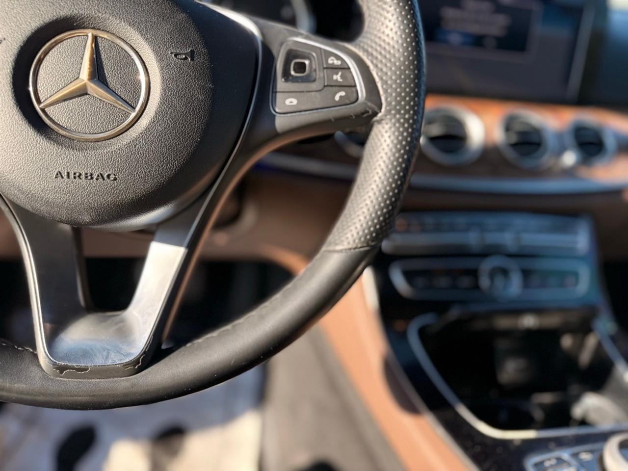 Mercedes-Benz E-Class E 300 Sport 4MATIC Sedan 2017