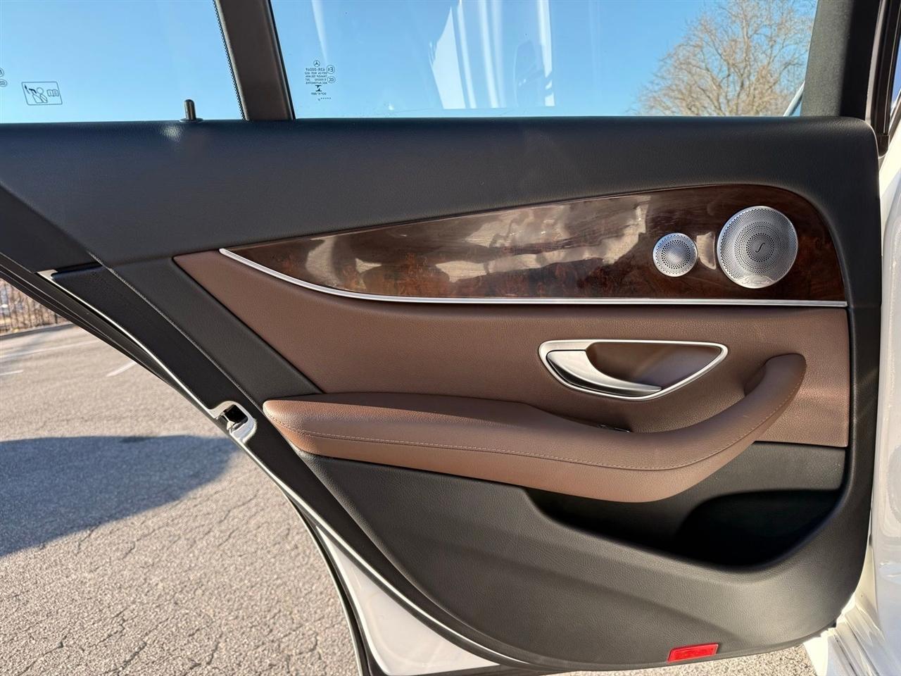 Mercedes-Benz E-Class E 300 Sport 4MATIC Sedan 2017