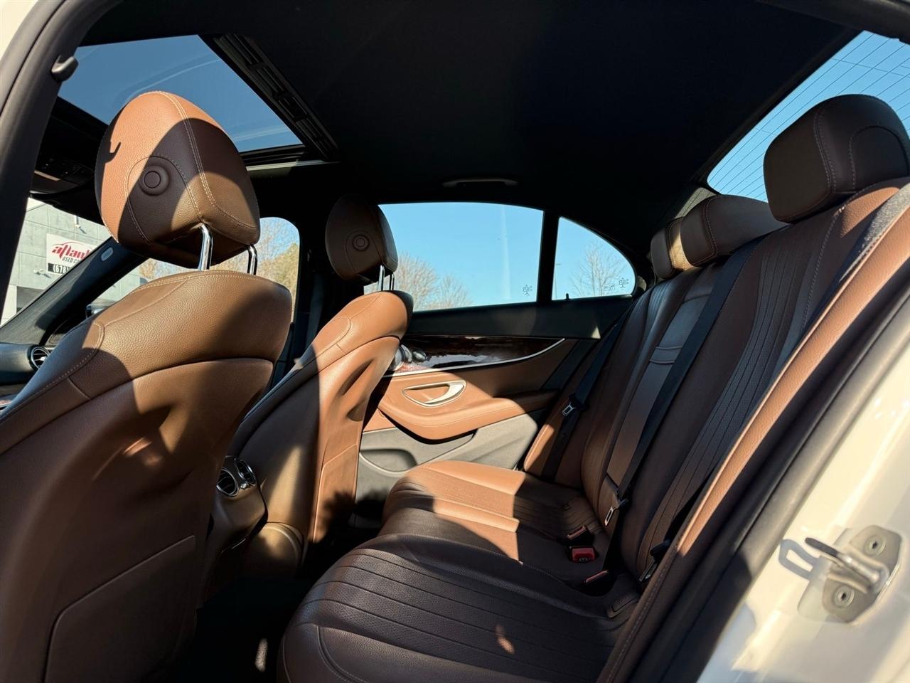 Mercedes-Benz E-Class E 300 Sport 4MATIC Sedan 2017