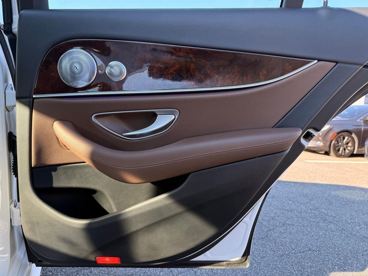 Mercedes-Benz E-Class E 300 Sport 4MATIC Sedan 2017